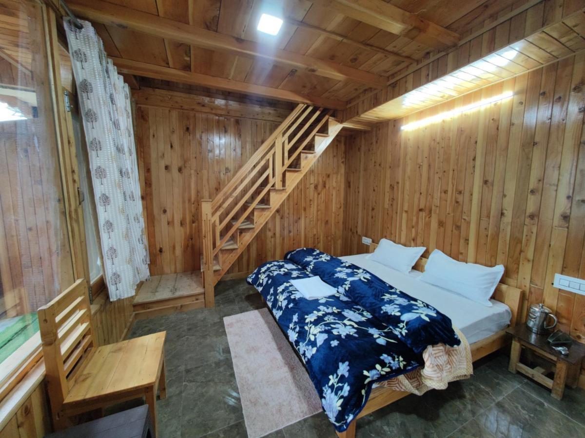 Freebird Nest 2 Stays & Cafe Jibhi Bagian luar foto