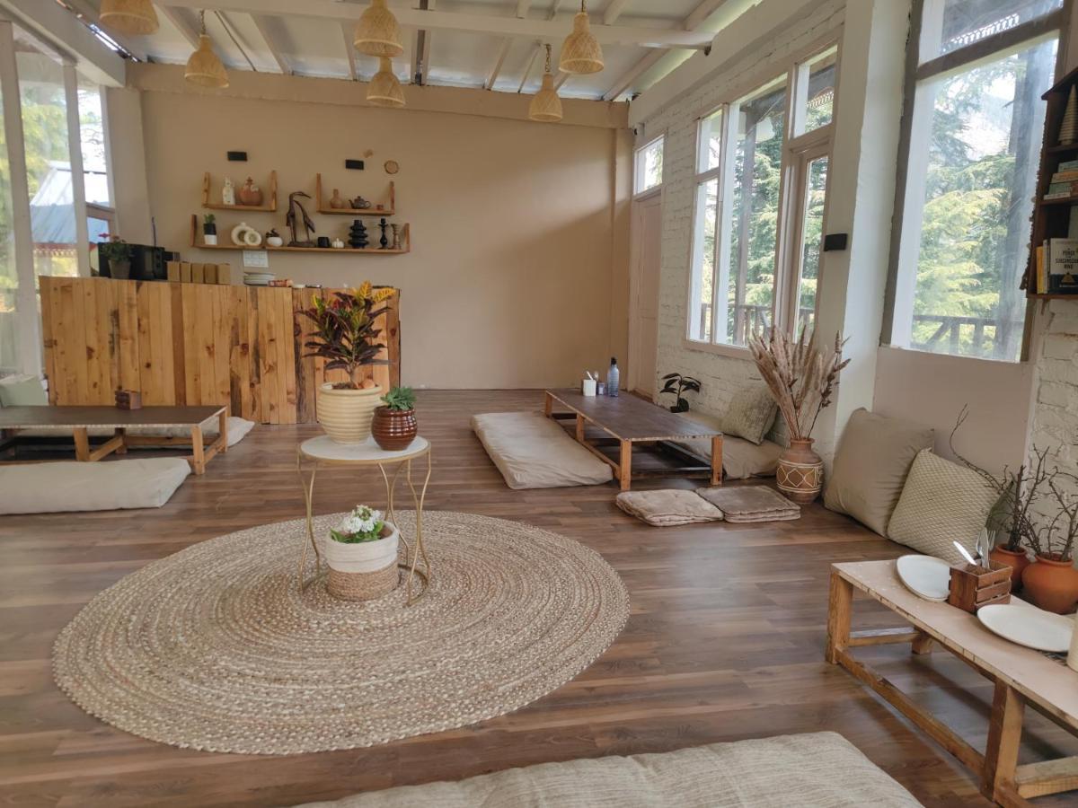 Freebird Nest 2 Stays & Cafe Jibhi Bagian luar foto