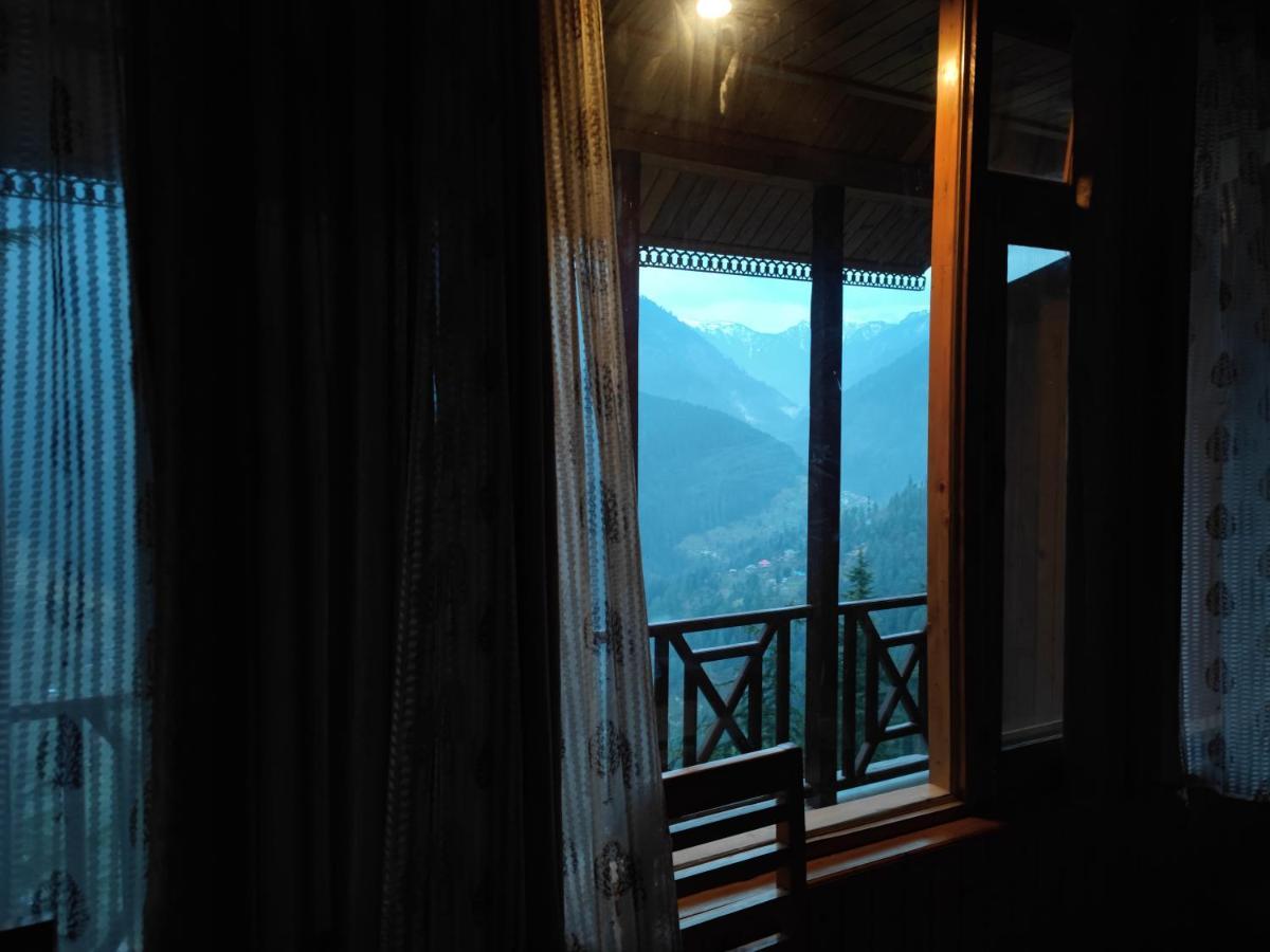Freebird Nest 2 Stays & Cafe Jibhi Bagian luar foto