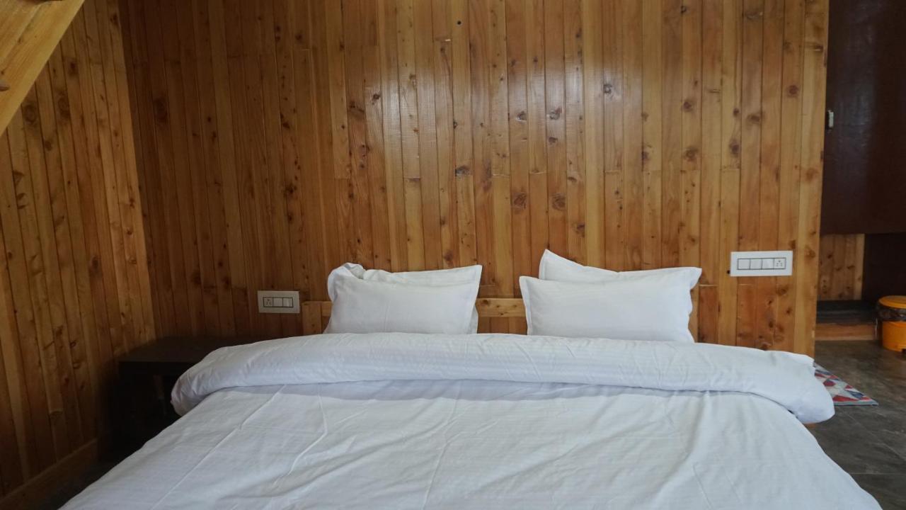 Freebird Nest 2 Stays & Cafe Jibhi Bagian luar foto