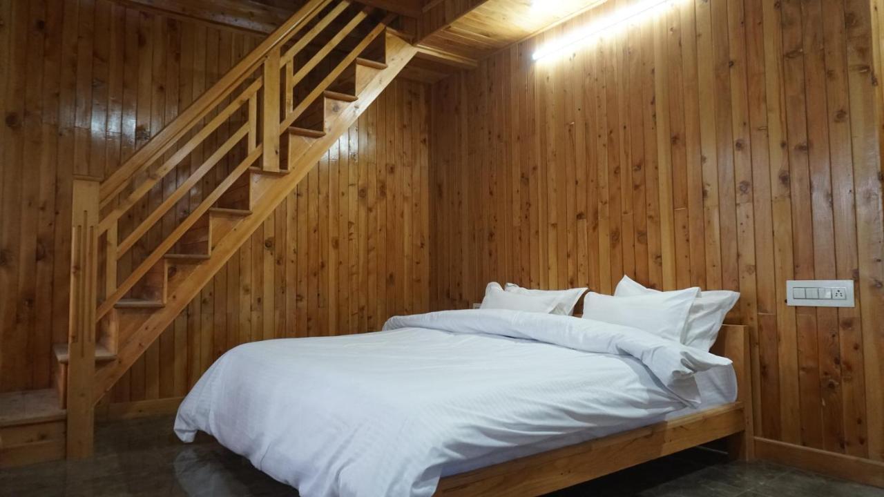 Freebird Nest 2 Stays & Cafe Jibhi Bagian luar foto