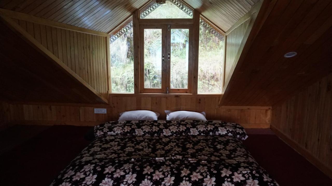 Freebird Nest 2 Stays & Cafe Jibhi Bagian luar foto